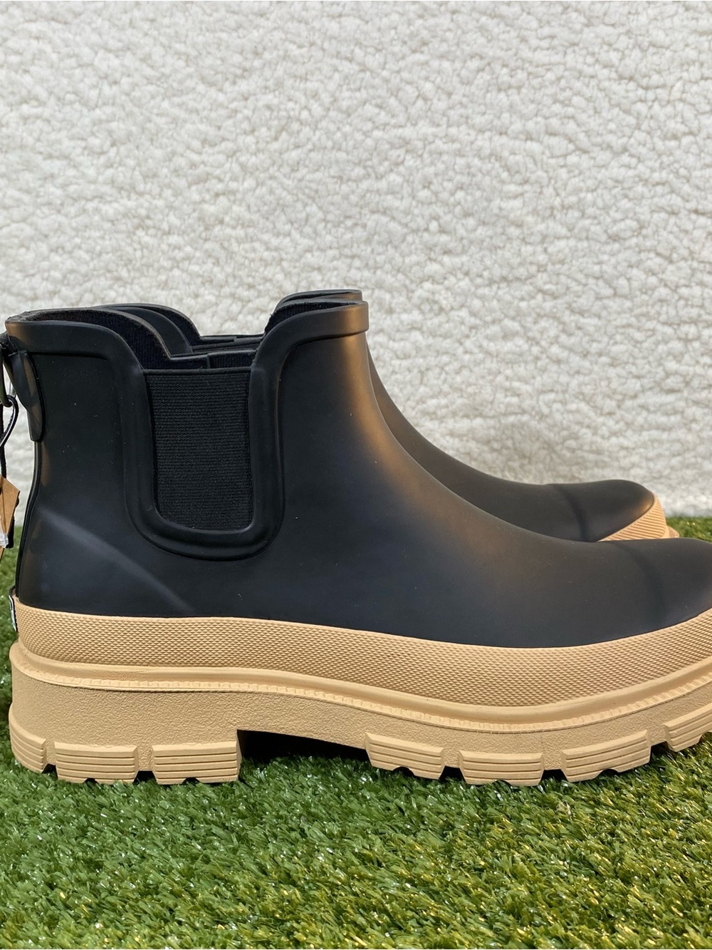 Chooka CH Storm Rain Boot Womens SZ 10 Chelsea Waterproof Pull On Black Memory